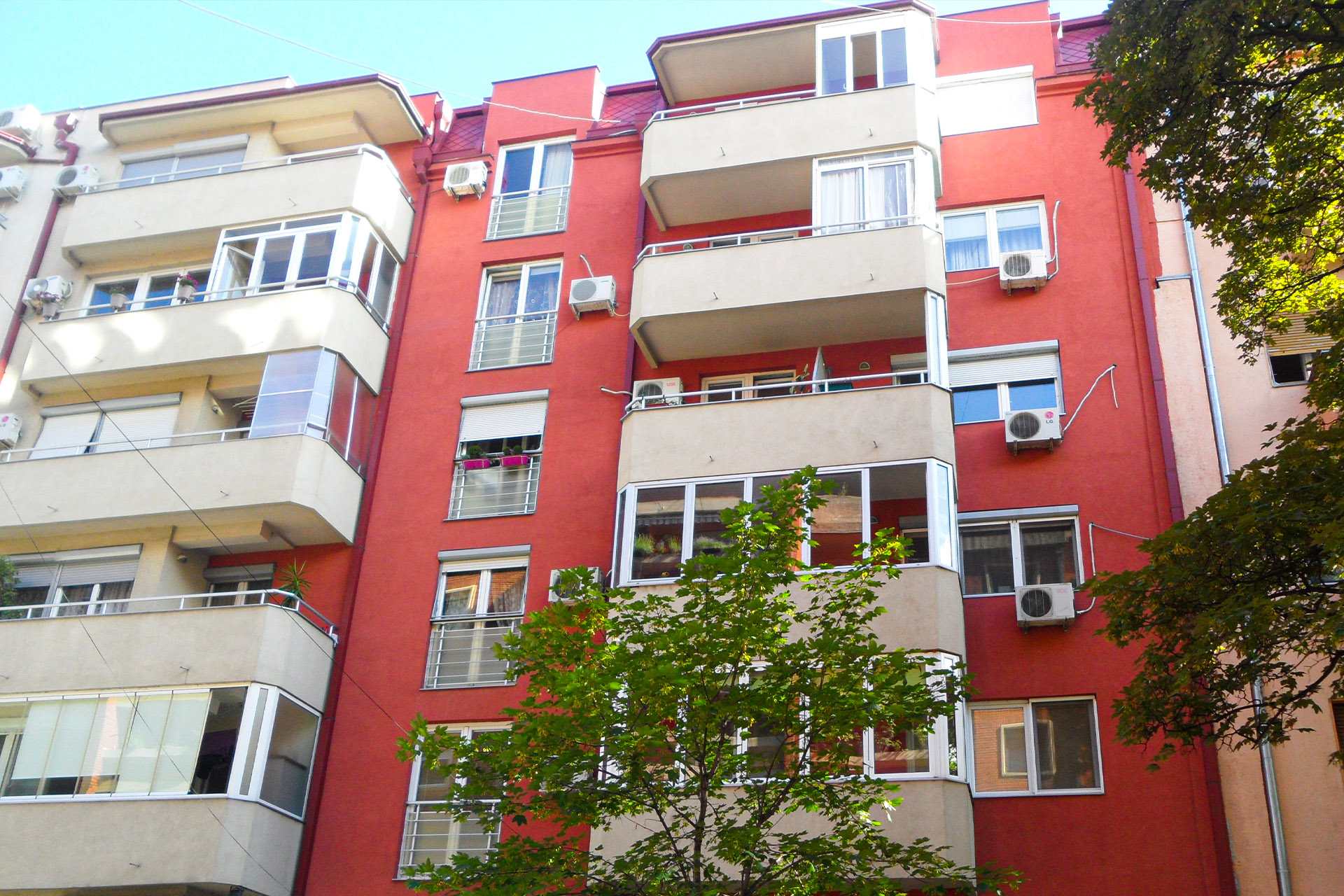 Stambeno-poslovni objekat u ulici Tome Rosandića, Niš